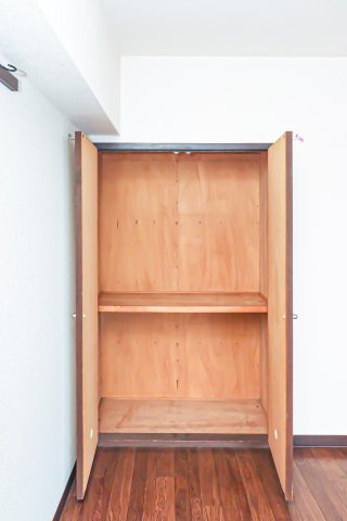 ダイナコート小倉下到津　2階の居間・リビング|現状優先です。