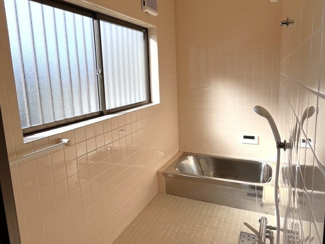 西大島２売戸建ての浴室