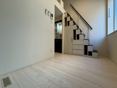 【居間・リビング】 | ハーモニーテラス上石神井Ⅴ | 別号室イメージの為、現状を優先致します。