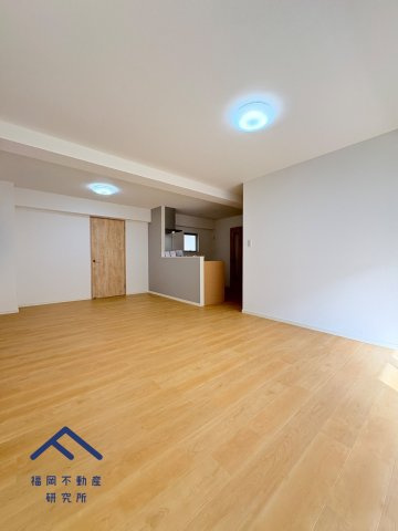 ヴェルドミール薬院の居間・リビング