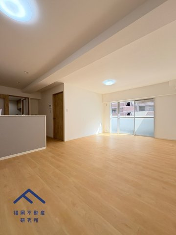 ヴェルドミール薬院の居間・リビング