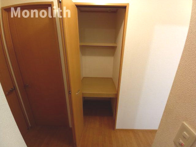 セジュール藤原Bの収納