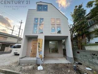 伊丹市松ヶ丘4丁目新築一戸建ての外観