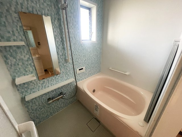 ミヨシコーポA棟の浴室