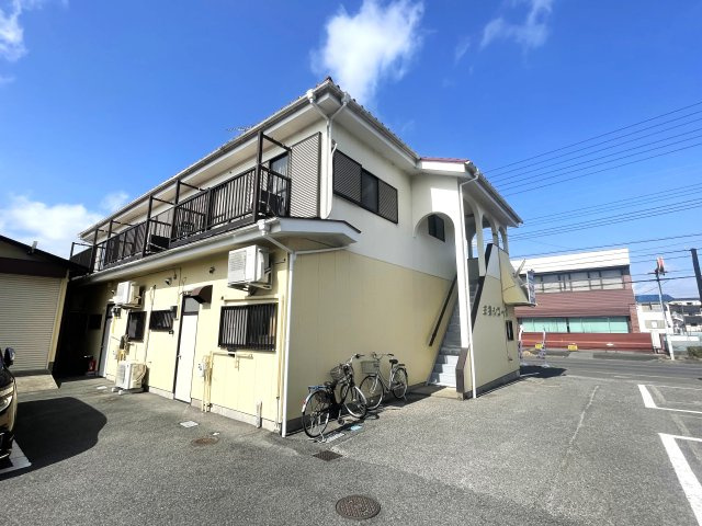 ミヨシコーポA棟の外観