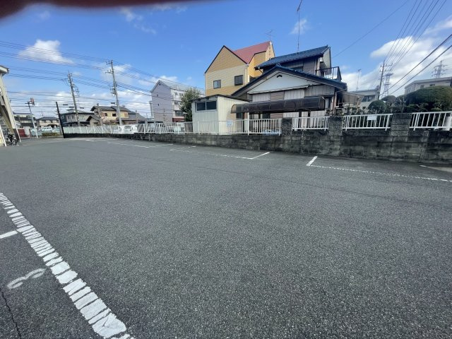 ミヨシコーポA棟の駐車場