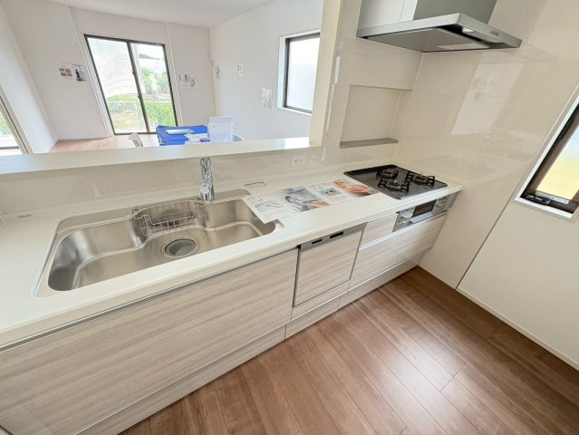 ◆◆豊見城市渡橋名浜原-全10邸のキッチン|※26号棟　現地撮影1月