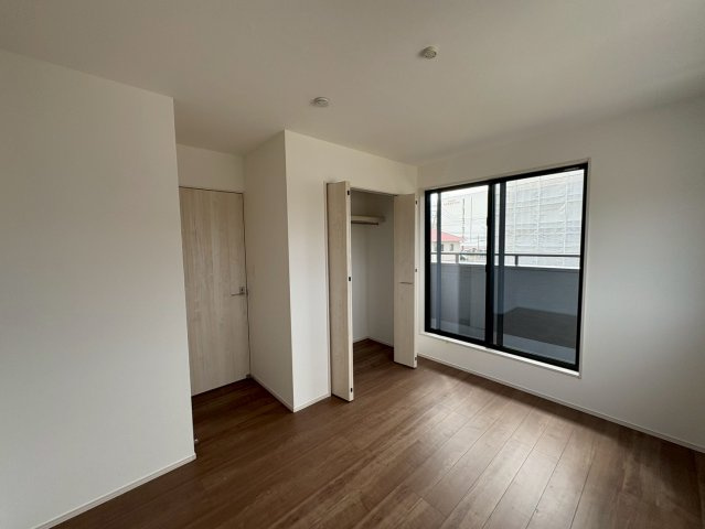 ◆◆豊見城市渡橋名浜原-全10邸の洋室|※26号棟　現地撮影1月