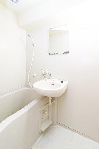 ダイナコート小倉下到津Ⅱ　9階の浴室|現状優先