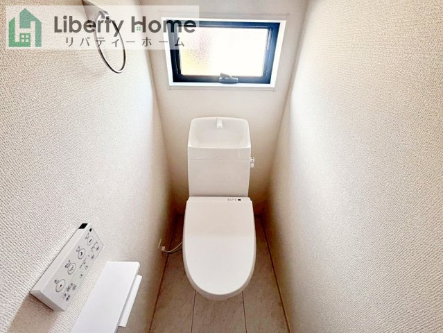 小美玉市江戸1期　新築戸建のトイレ