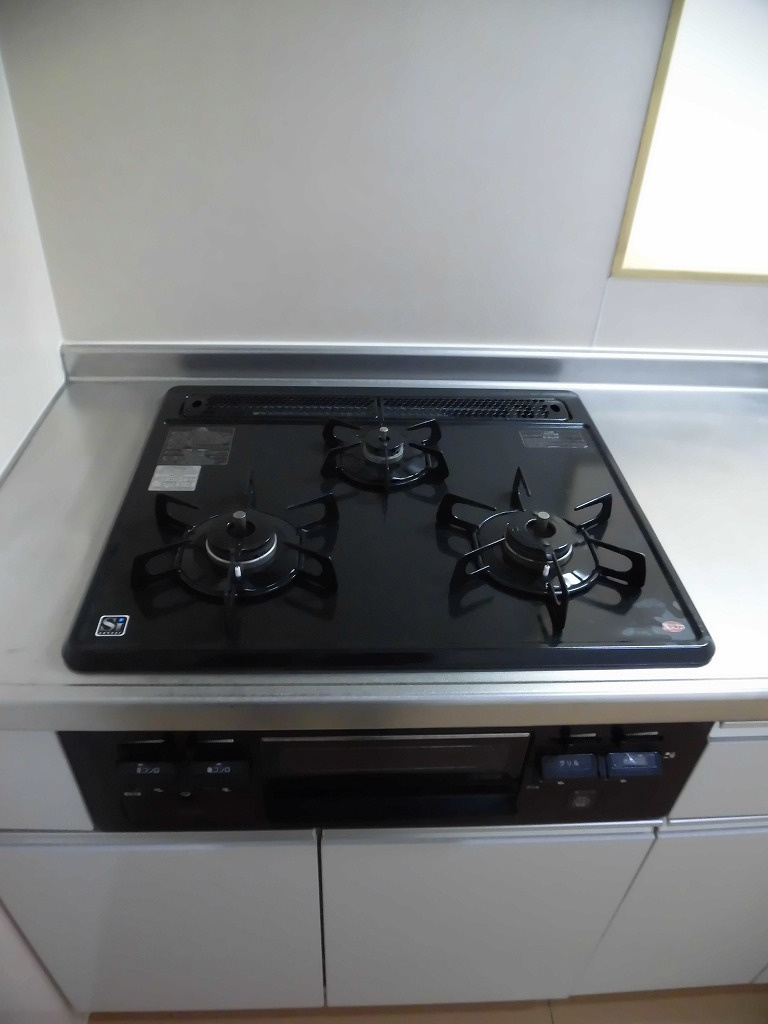 稲城市押立のアパートのキッチン