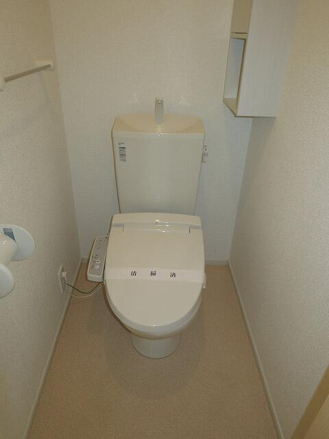 稲城市押立のアパートのトイレ