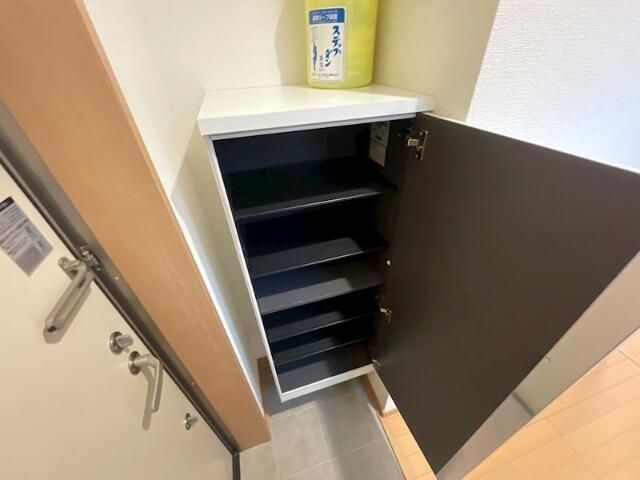 ブレッツァ　ヤヒロ（Breezza Yahiro）のその他|シューズボックス