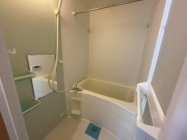 ブレッツァ　ヤヒロ（Breezza Yahiro）の浴室