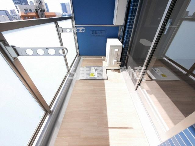 プレサンス谷町九丁目駅前のバルコニー
