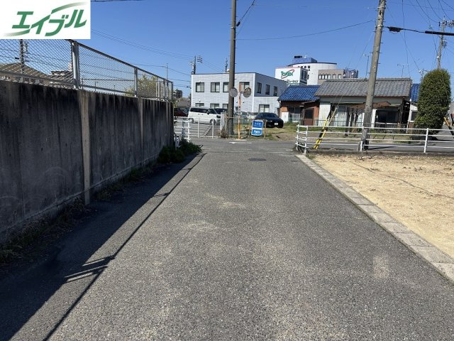 小牧市緑町　売地の前面道路含む現地写真|前面道路含む現地写真です
