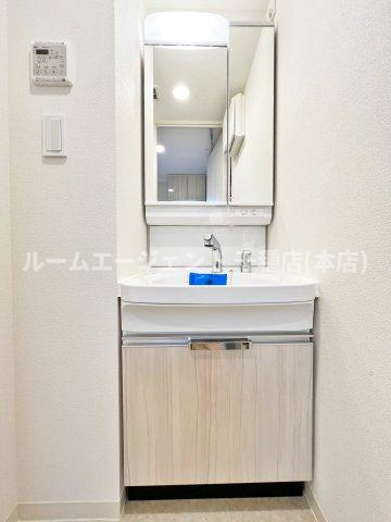 プレサンス伏見アーバンベースの洗面所