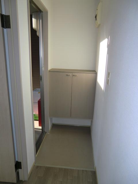 セジュール・イーストB棟の玄関