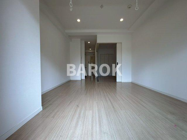 ラフィーネ大手門の居間・リビング