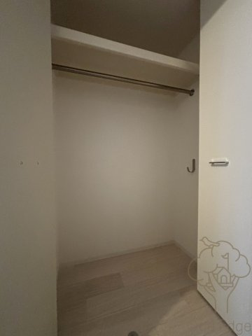 セレニテ東梅田アリエの収納
