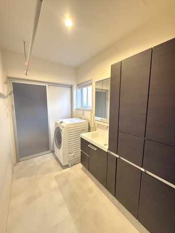 和歌山市秋月・中古戸建・54736の洗面所