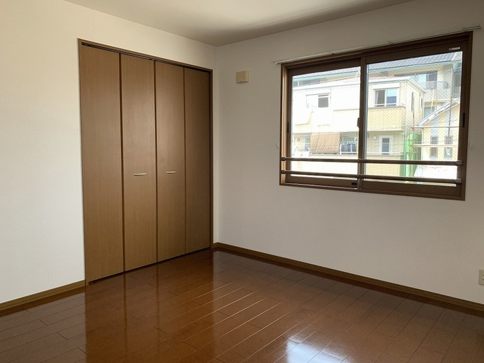 コートドール海老ノ丸 B棟の洋室|洋室８帖