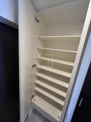 【収納】 | レジュールアッシュ心斎橋LUXE | レジュールアッシュ心斎橋LUXE（レジュールアッシュ心斎橋リュクス）　シューズボックス