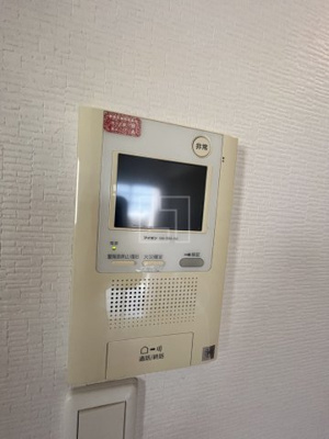 【セキュリティ】 | レジュールアッシュ心斎橋LUXE | レジュールアッシュ心斎橋LUXE（レジュールアッシュ心斎橋リュクス）　TVモニターインターホン