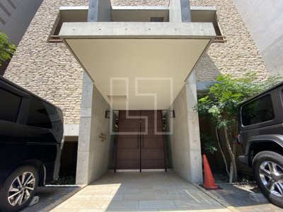 【エントランス】 | レジュールアッシュ心斎橋LUXE | レジュールアッシュ心斎橋LUXE（レジュールアッシュ心斎橋リュクス）　エントランス