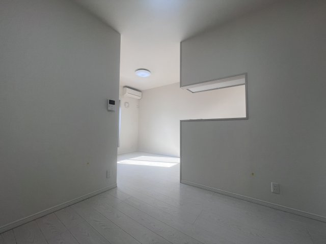 Sun・メゾン三木府内町の居間・リビング