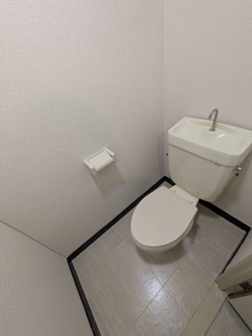 第三岩井ハイツのトイレ