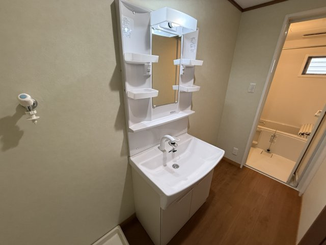 豊南町南6-4-2貸家の独立洗面台