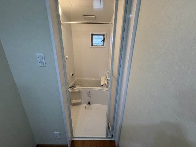 豊南町南6-4-2貸家の浴室