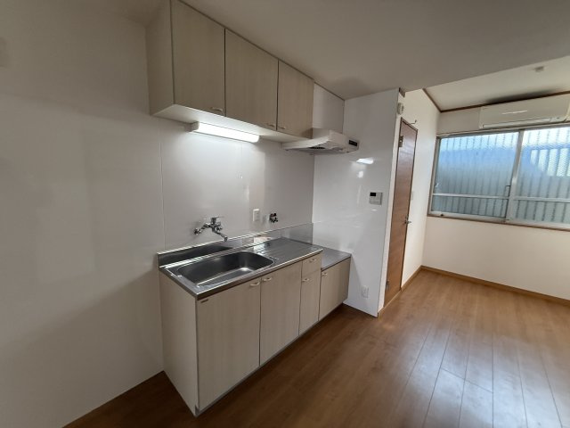 豊南町南6-4-2貸家のキッチン