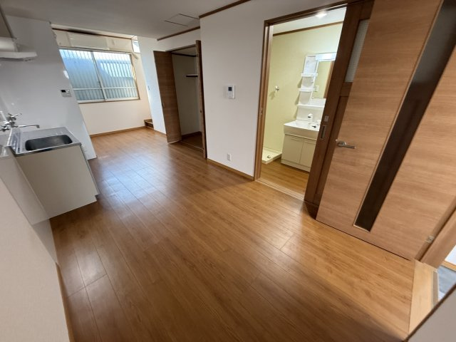 豊南町南6-4-2貸家の居間・リビング