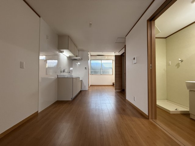 豊南町南6-4-2貸家の居間・リビング