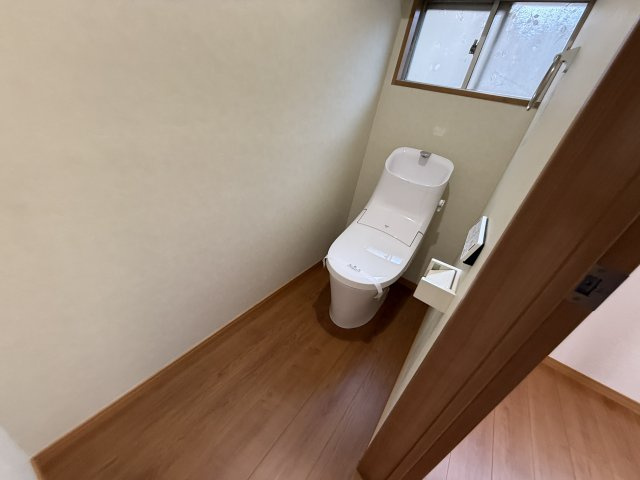 豊南町南6-4-2貸家のトイレ