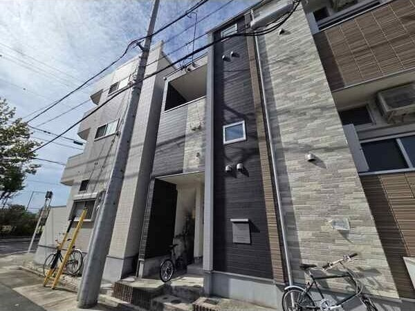 ブランドールの外観