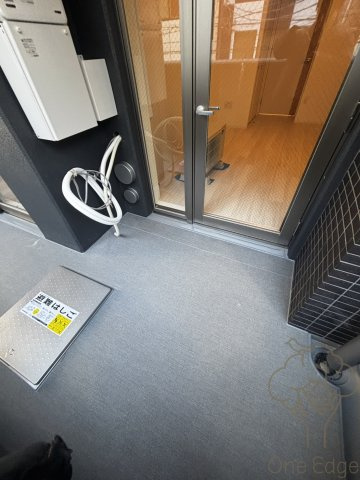セレニテ東梅田アリエのバルコニー