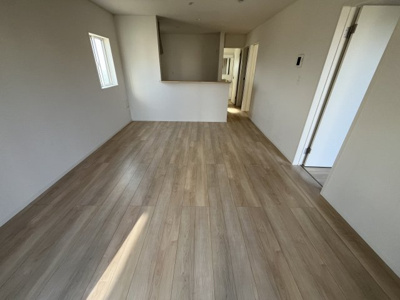 【居間・リビング】 | 【20万円ｷｬｯｼｭﾊﾞｯｸ対象物件】クレーデルガーデン斑鳩町龍田第2 全2棟2号棟