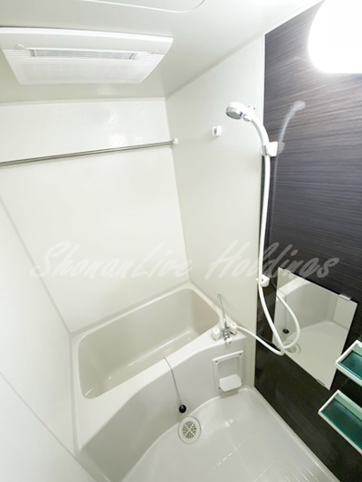 藤沢市善行７丁目の賃貸マンションの浴室