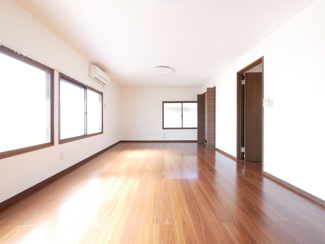 【独立洗面台】 | 昭和町西条 内外装大変綺麗な中古戸建 三方向角地・駅徒歩3分 | 洗面台は10年前に新品交換済み