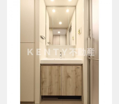 【洗面所】 | プレディアコート大森山王 | ゆったりとスペースのある洗面所