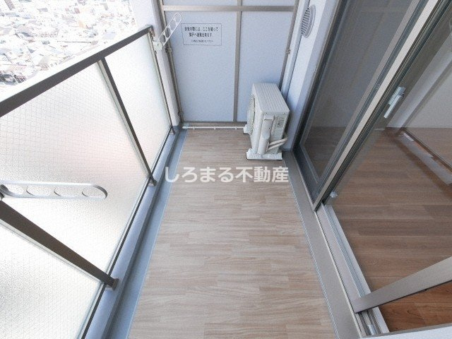 S-FORT大正リヴィエールのバルコニー