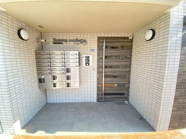 トミーコンフォートのエントランス