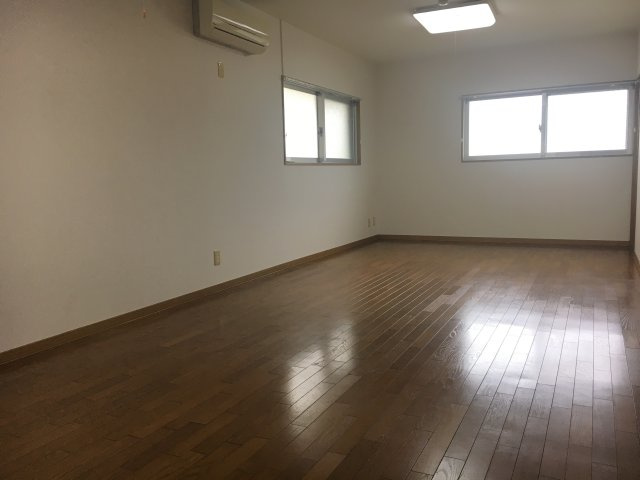 【居間・リビング】 | グランヒル上田 