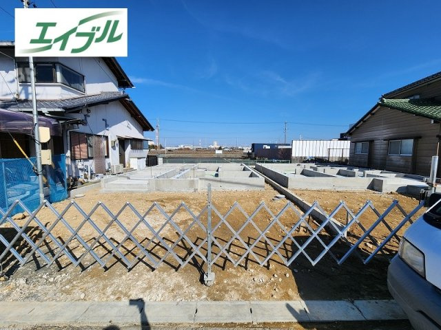 小牧市藤島1丁目　新築戸建　1号棟の外観|南側道路・陽当たり良好。