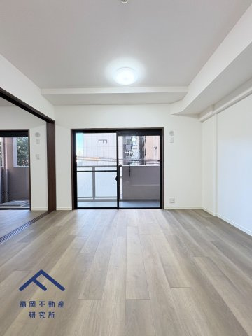 ロワールマンション西公園東の居間・リビング