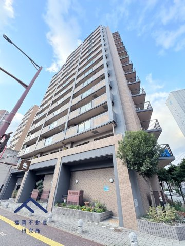 ロワールマンション西公園東の外観