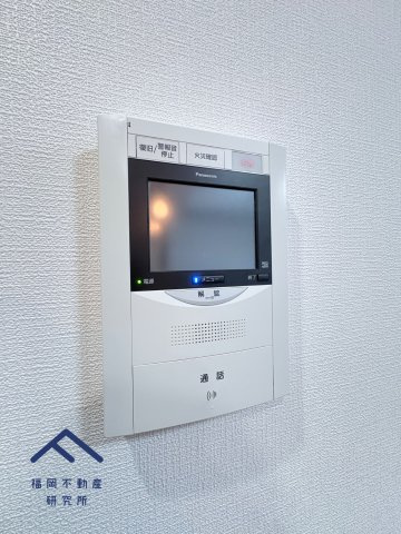 ロワールマンション西公園東の防犯設備